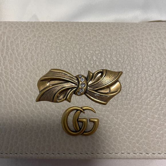 Gucci GG Marmont Bow Bifold Wallet off-white textured leather Gold Accents New - Picture 5 of 11
